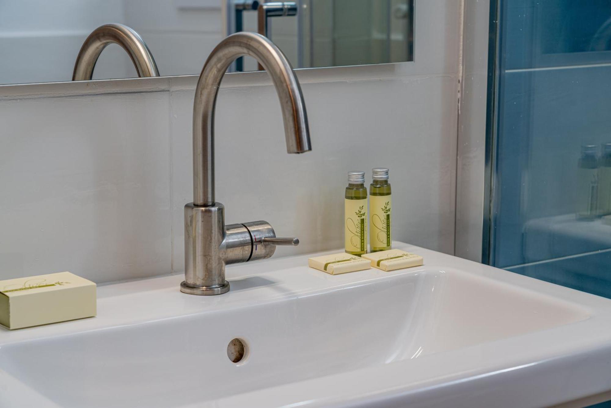 Dimore In Residenze Asproni 24 Aparthotel